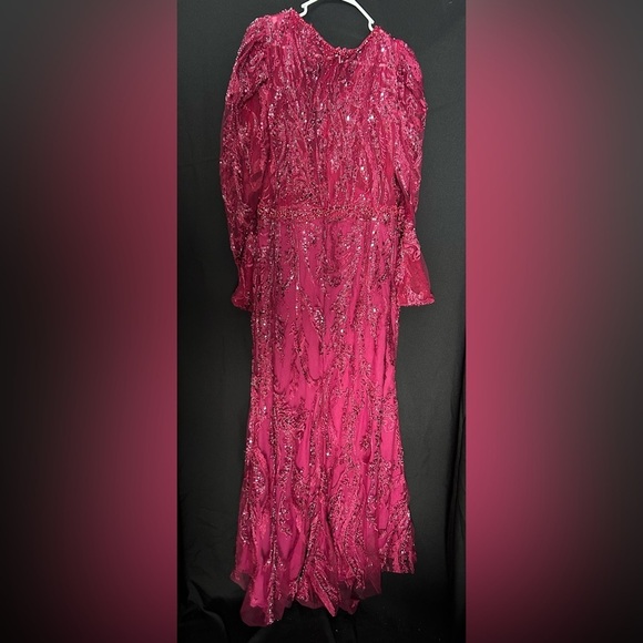 Mac Duggal 20349 NWT Red Embellished Puff Sleeve V Neck Gown - Picture 5 of 14